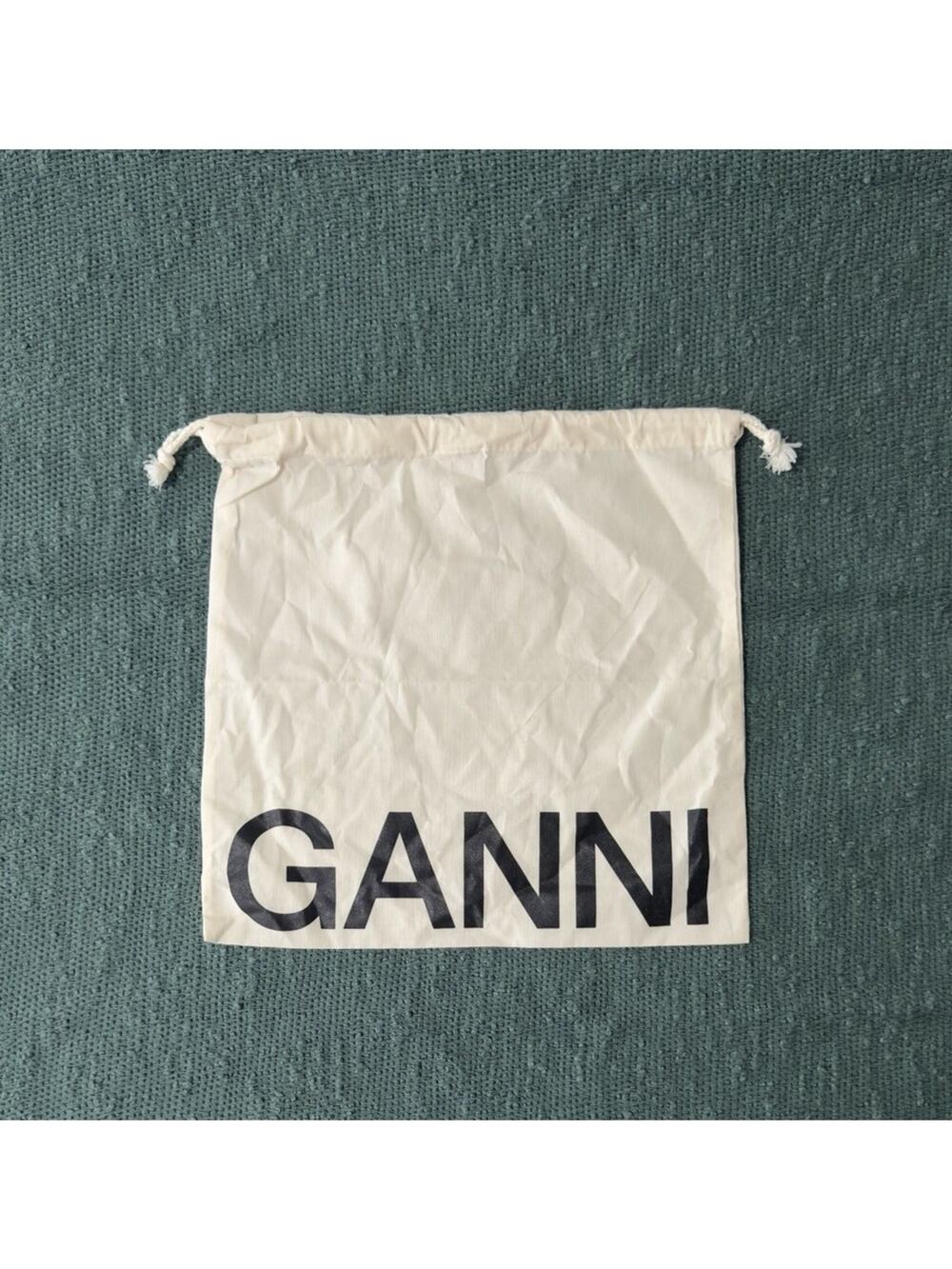Ganni - Dust Accessory Travel Bag Beige Black Logo 15 X 15